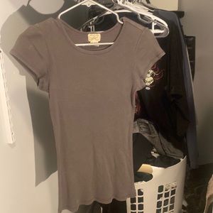 Grey tight fitted t shirt